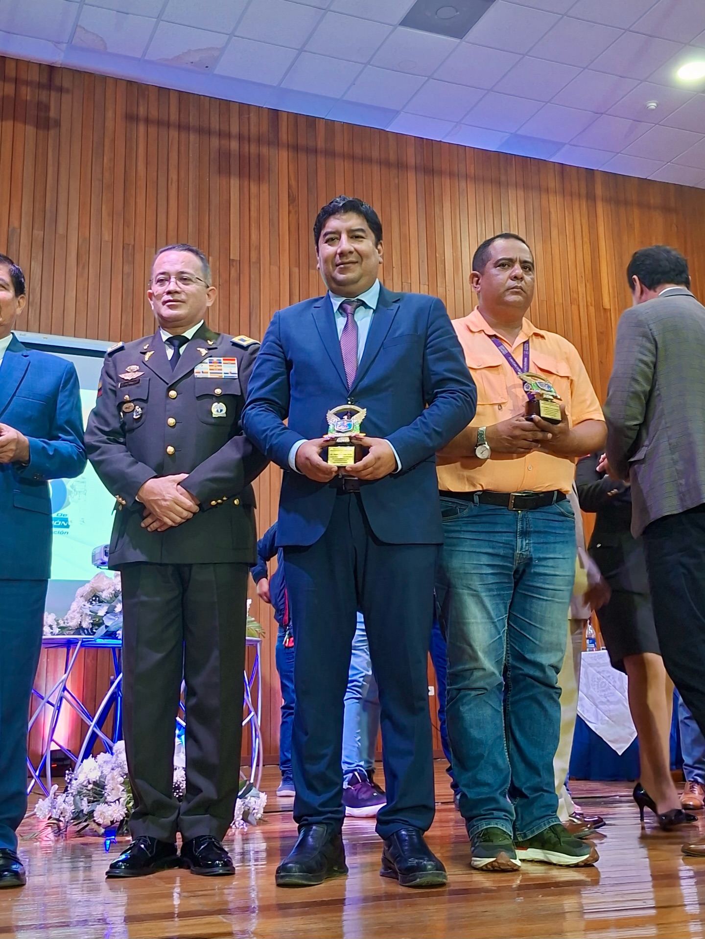 Conmemoración de los 88 años de profesionalización de la Policía Nacional en la UAE 