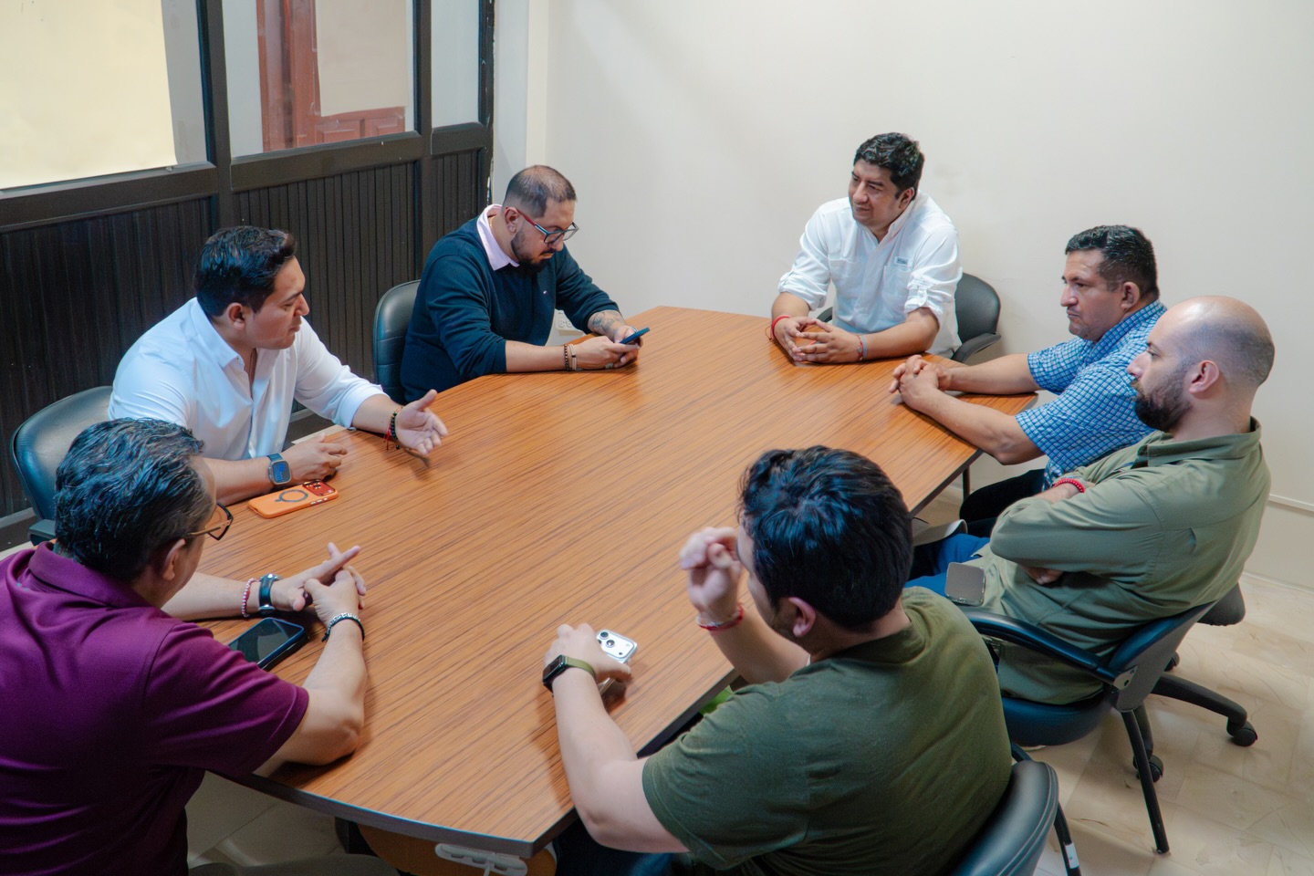 Viceministro de Desarrollo Social visitó la Sede Ciudad Universitaria Milagro de la UAE 